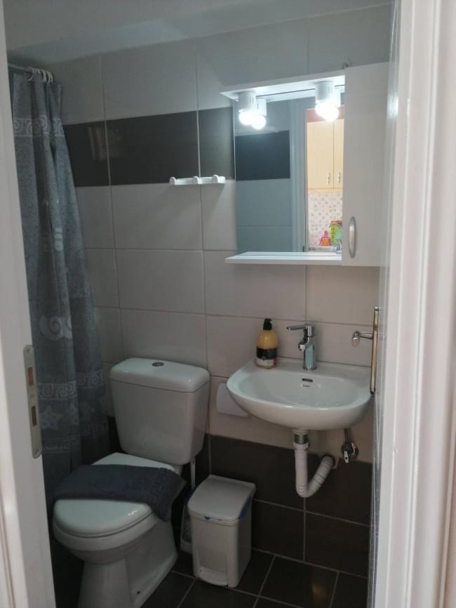 Zacharos Elegant Studio Leonídion Екстериор снимка