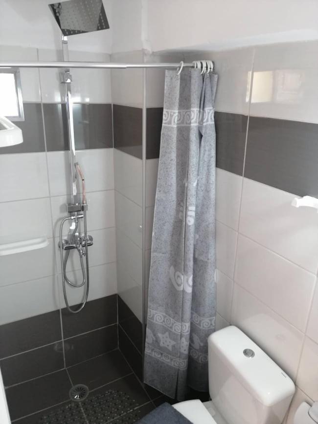 Zacharos Elegant Studio Leonídion Екстериор снимка