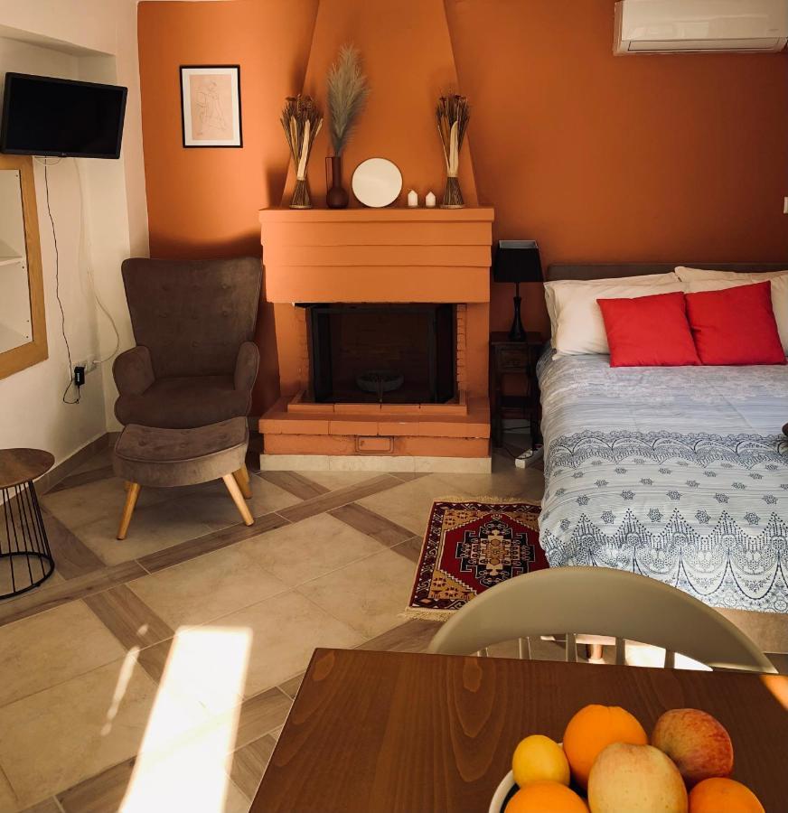 Zacharos Elegant Studio Leonídion Екстериор снимка